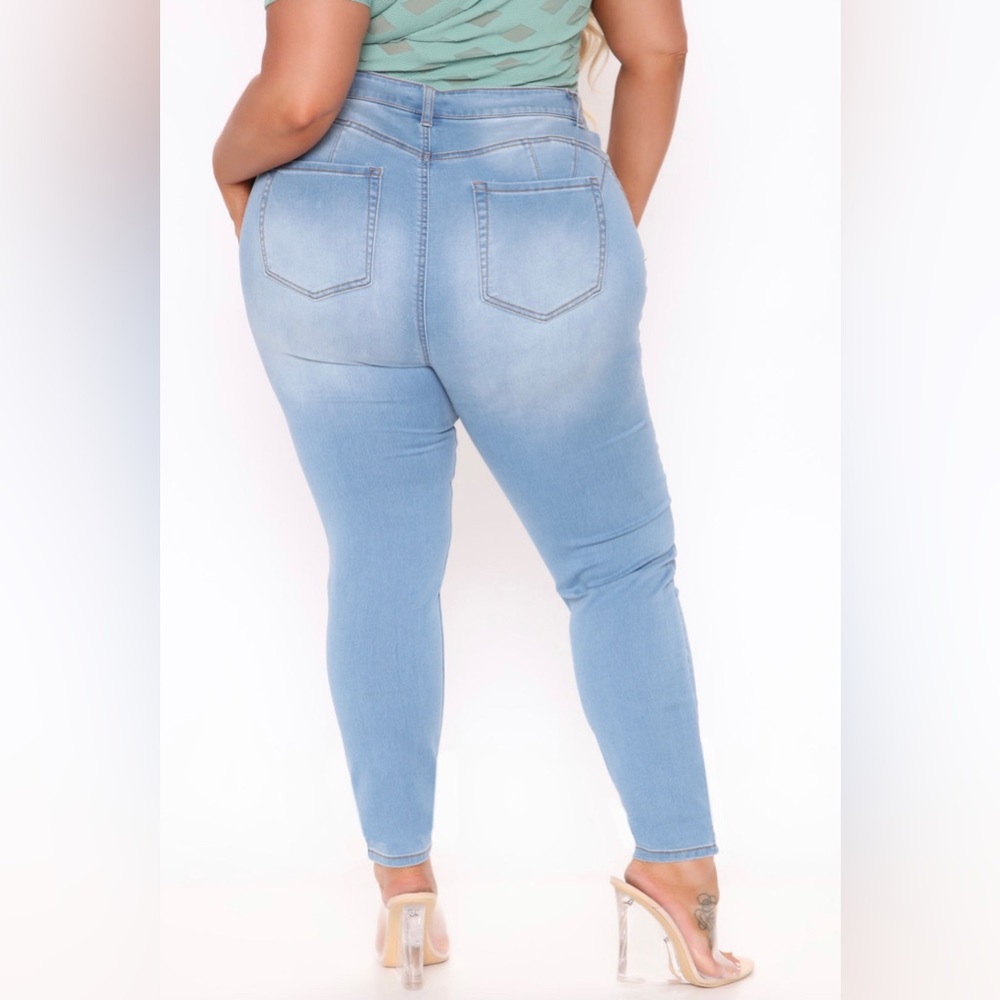 Alexa High Rise Skinny Jeans - Picture 4 of 5